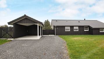House | Bahagian luar