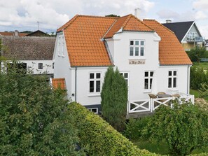 House | Exterior - Quaint Holiday Home in Bornholm near Sea (Svaneke)