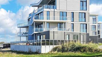 Apartment | Exterior