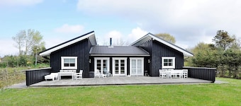 8 Person Holiday Home in Blavand