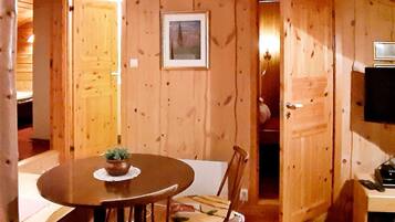 House | Dining