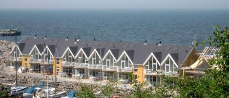 House | Water view