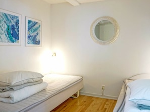 2 bedrooms