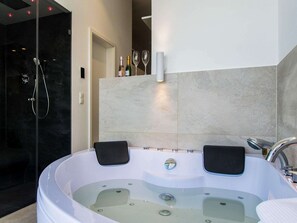 Apartment | Spa treatment - Holiday Home in Wendtorf (Schönberg)