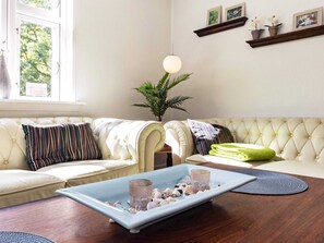 House | Interior - Grand Holiday Home in SÃ¸by Ã†rÃ¸ near Golf Course (Soby)