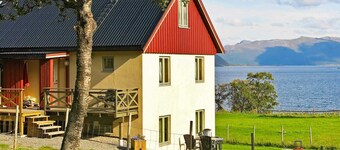6 Person Holiday Home in Alsvag