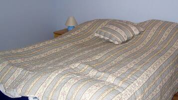 House | 3 bedrooms, individually furnished