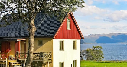 6 Person Holiday Home in Alsvag-by Traum