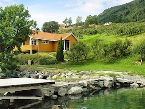 Exterior - Holiday Home in Slinde (Sogndal)