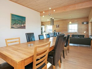 House | Dining