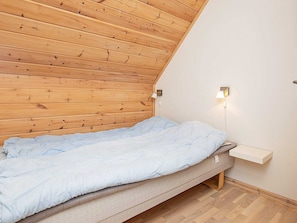5 bedrooms