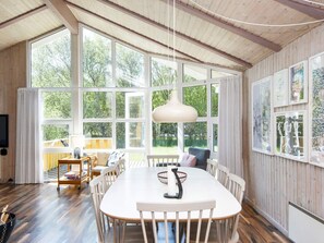 House | Dining