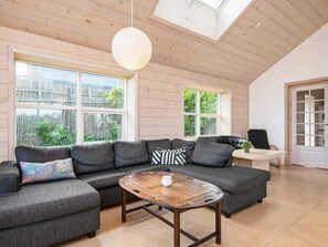 Interior - Panoramic Retreat by Water (Borkop)