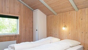 3 Schlafzimmer, Babybetten