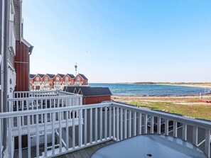 Water view - 8 Person Holiday Home in Bagenkop-by Traum (Sydlangeland)