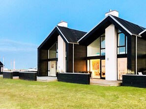 Unclassified image, 5 of 48, button - 8 Person Holiday Home in Hadsund-by Traum (Hadsund)