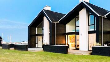 House | Exterior