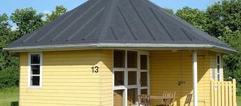 Cozy Cottage With a Scenic View in Hovborg