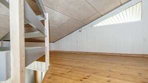 4 Schlafzimmer, Babybetten
