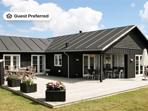 5 Star Holiday Home in Nysted
