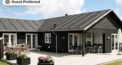 5 Star Holiday Home in Nysted