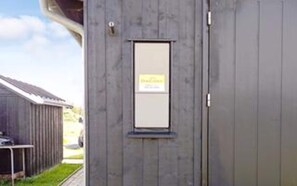 House | Exterior detail