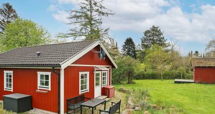6 Person Holiday Home in Dronningmolle-by Traum