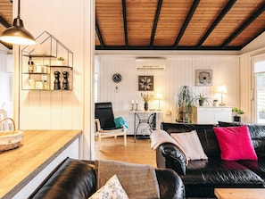 Interior - Spacious Holiday Home in Væggerløse near Sea (Vaeggerlose)