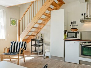 Apartment | Private kitchen | High chair