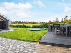 Rumah | Pemandangan dari properti