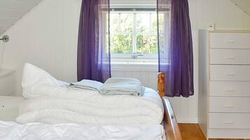 3 bedrooms, individually furnished