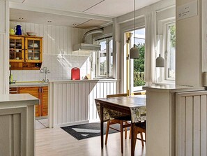 Apartment | Dining