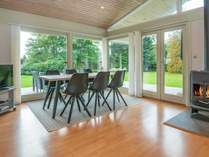 House | Dining