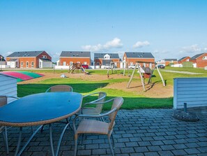 Outdoor dining - 6 Person Holiday Home in Romo-by Traum (Rømø)
