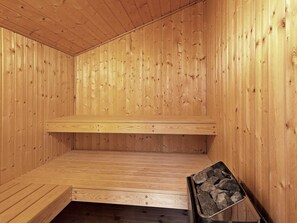 House | Sauna