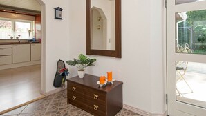 3 Schlafzimmer, Babybetten