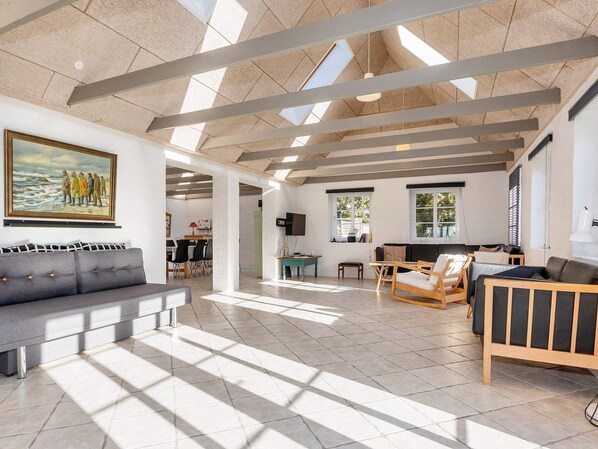 House | Interior - Adorable Holiday Home in Fur near Sea (Fur)