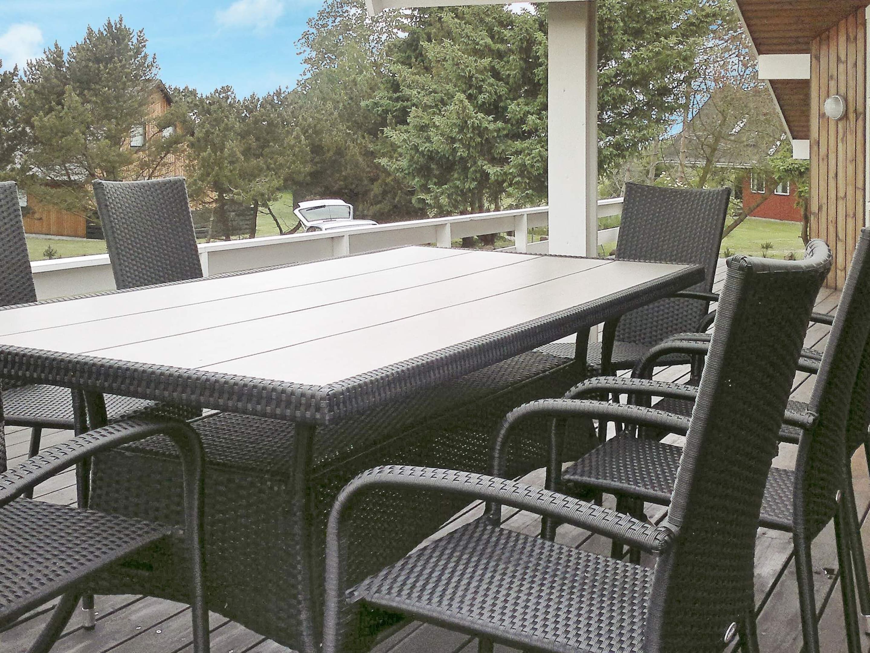 House | Outdoor dining