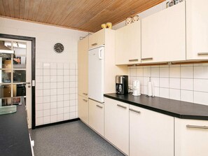 House | Interior - Refreshing Holiday Home in Spøttrup near Sea (Spøttrup)