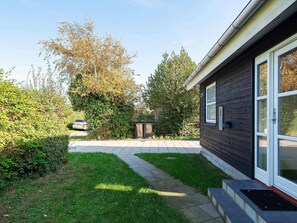 House | Property grounds