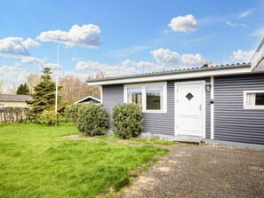 House | Exterior - Spacious Holiday Home in Borkop near Beach (Borkop)