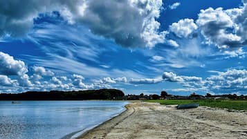 House | Water view