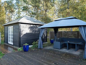 Outdoor dining - 6 Person Holiday Home in Rodby-by Traum (Rodby)