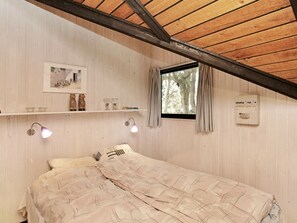 2 bedrooms, individually furnished, cribs/infant beds