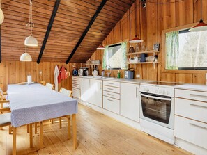 House | Private kitchen - 7 Person Holiday Home in Fjerritslev-by Traum (Fjerritslev)