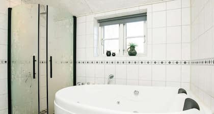 6 Person Holiday Home in Hirtshals