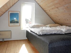 House | 2 bedrooms, individually furnished