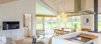 6 Person Holiday Home in Oster Assels-by Traum
