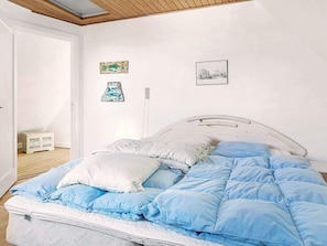 3 Schlafzimmer, Babybetten