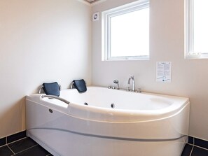 Unclassified image, 5 of 36, button - 4 Star Holiday Home in Hirtshals (Hirtshals)